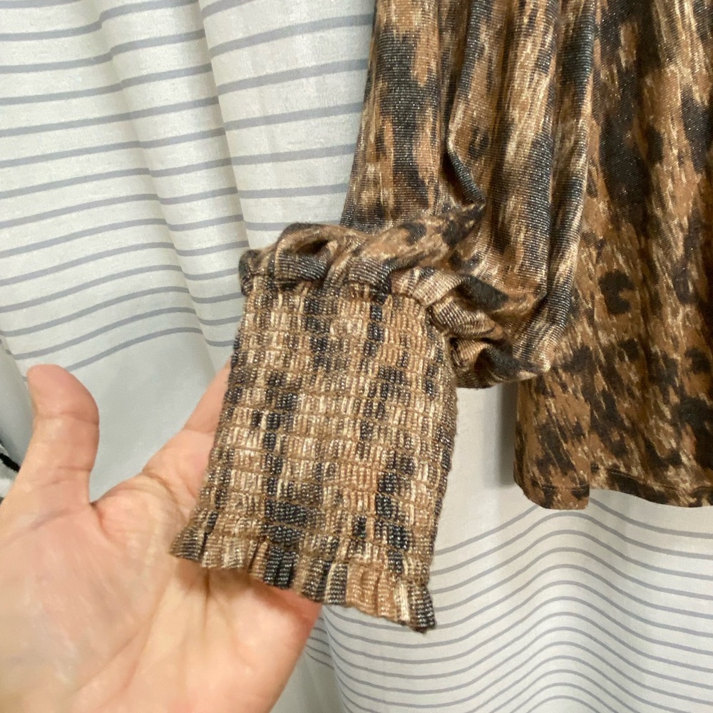 Democracy Brown and Black Patterned Blouse - Picture 3 of 3